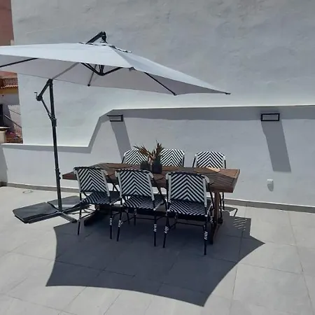 Appartamento Rent4 Mercedes *