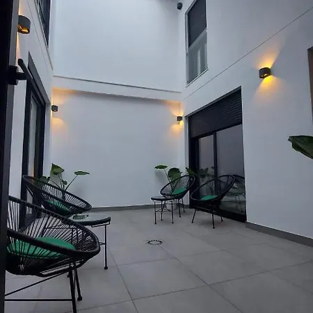 Rent4 Mercedes * مالقة