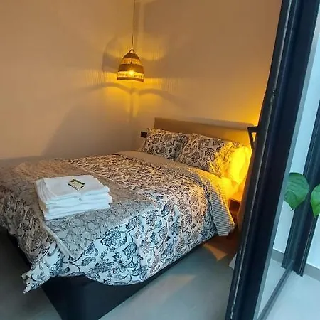 Rent4 Mercedes مالقة